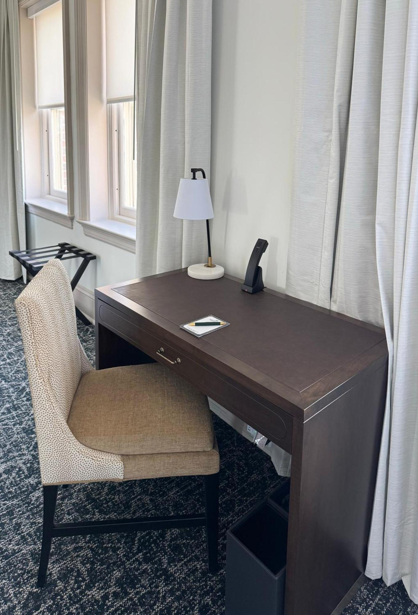 Hotel Petersburg, Tapestry Collection By Hilton Exterior foto