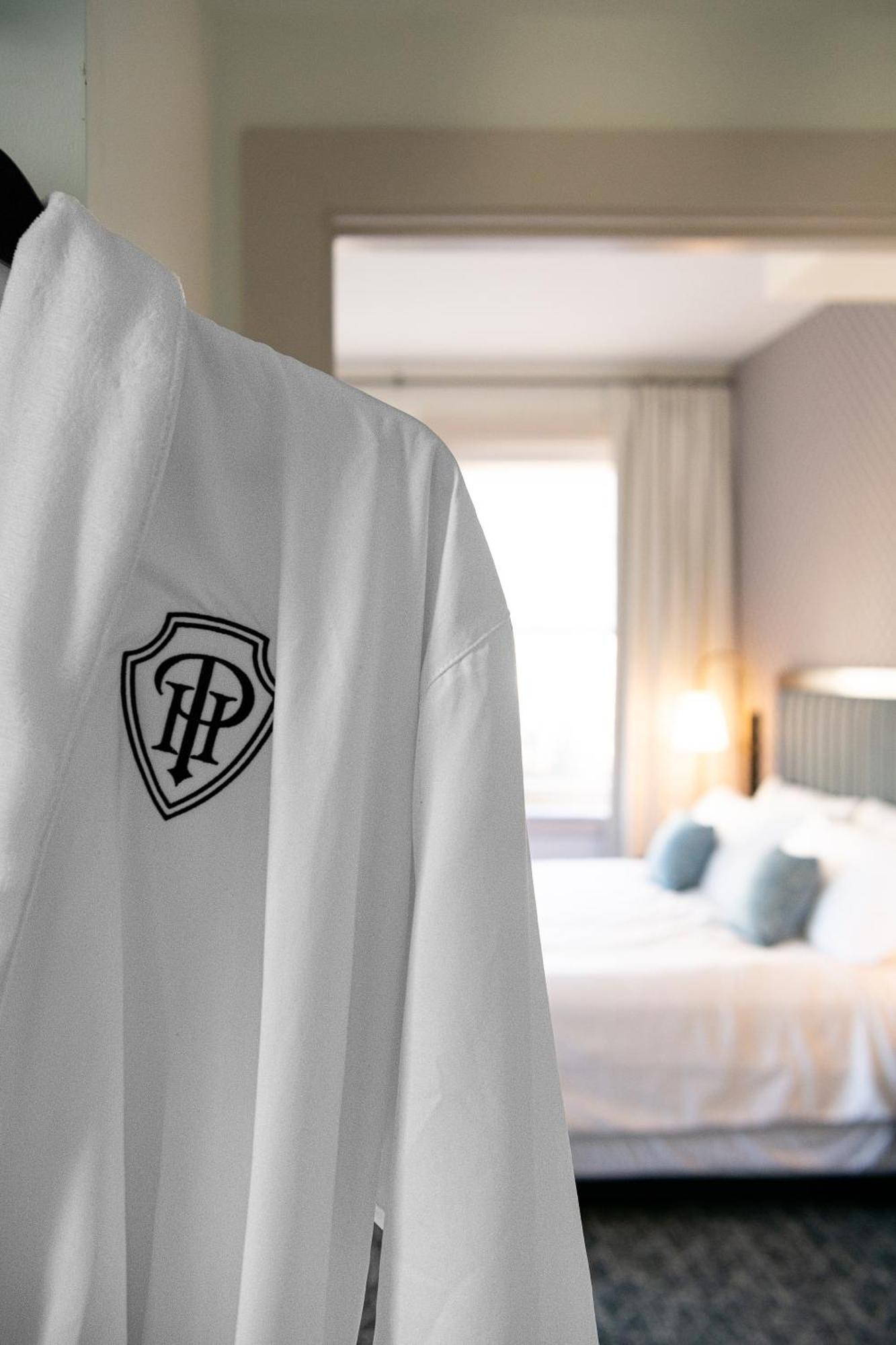 Hotel Petersburg, Tapestry Collection By Hilton Exterior foto